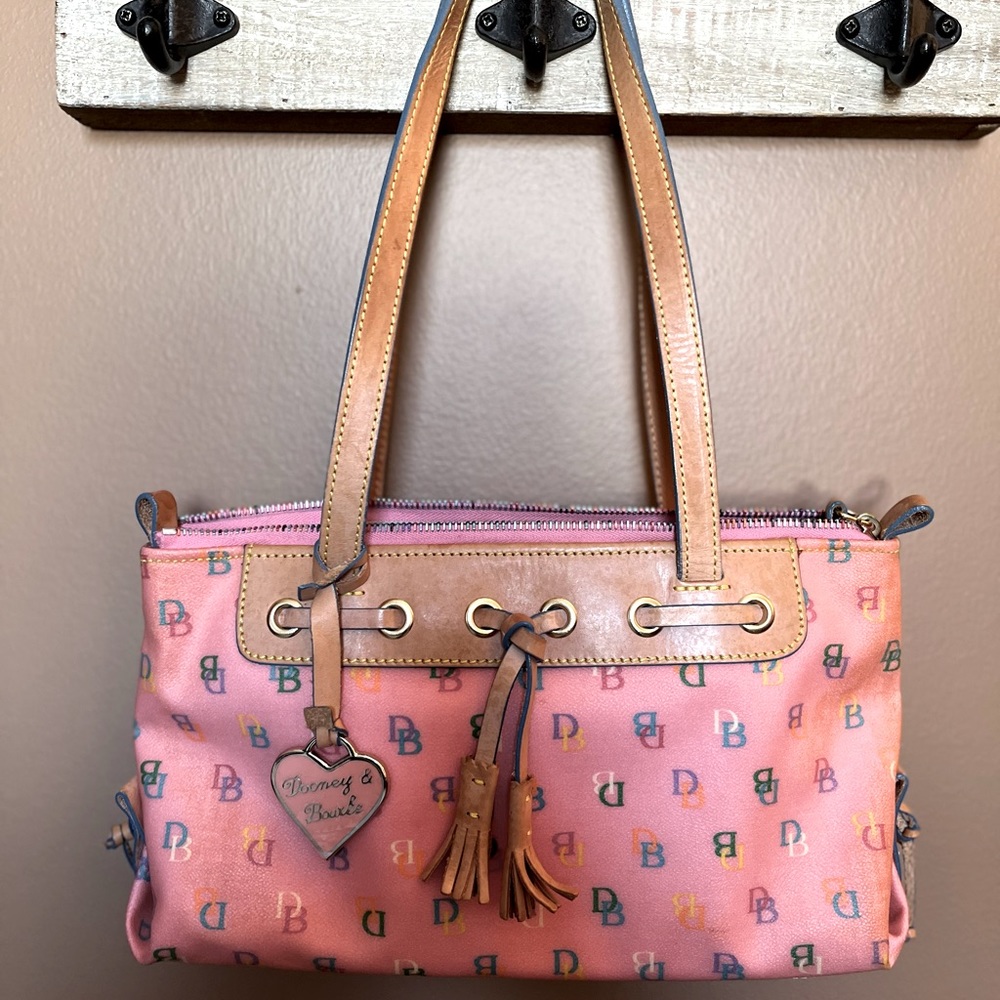 Dooney & Bourke shoulder bag